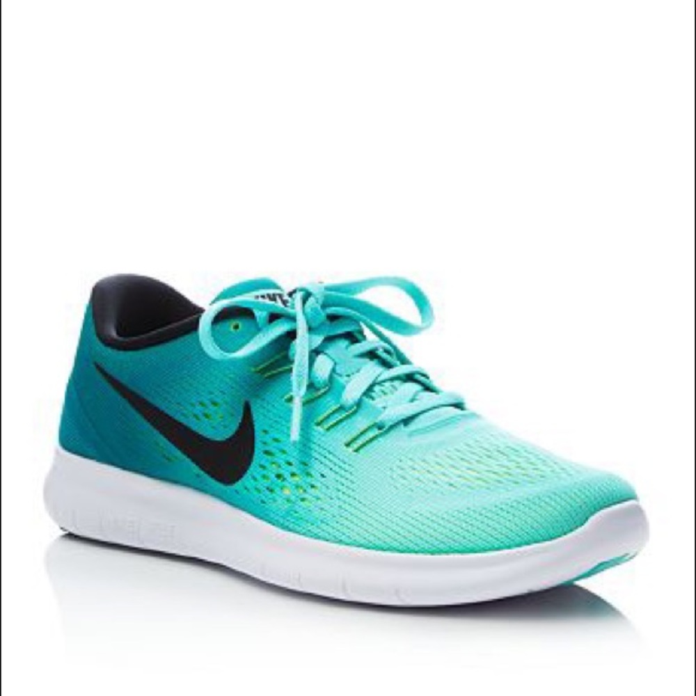 NIKE Free RN Running Shoes
